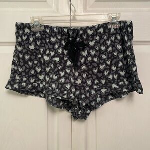 Victoria’s Secret HEARTS Pajama Shorts Medium
